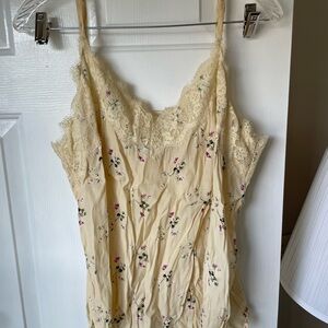 Abercrombie & Fitch Floral Lace Cami